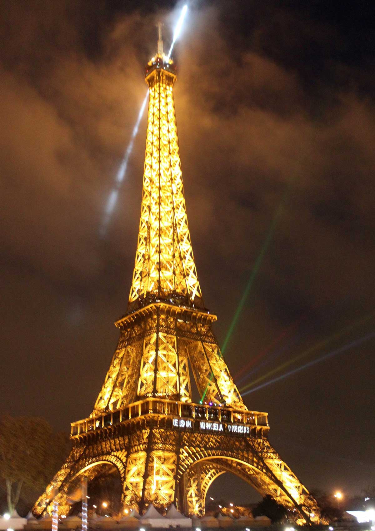 photos de la tour eiffel de nuit