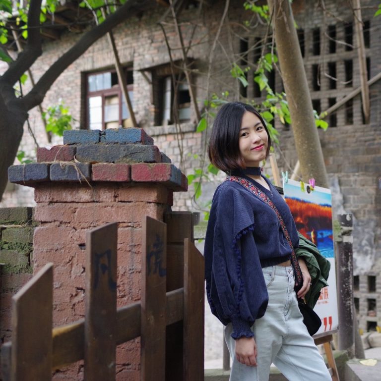 Nicole at ciqikou