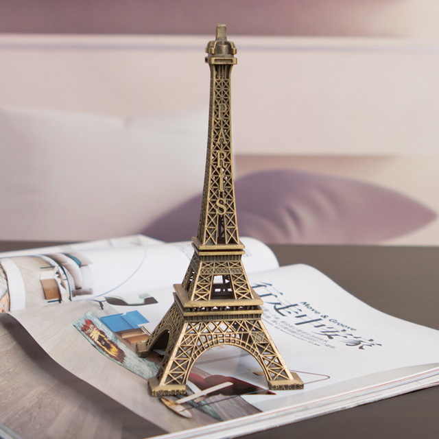 Home Decor Eiffel Tower Model Art Crafts Gifts Travel Souvenir Brand New Drop
