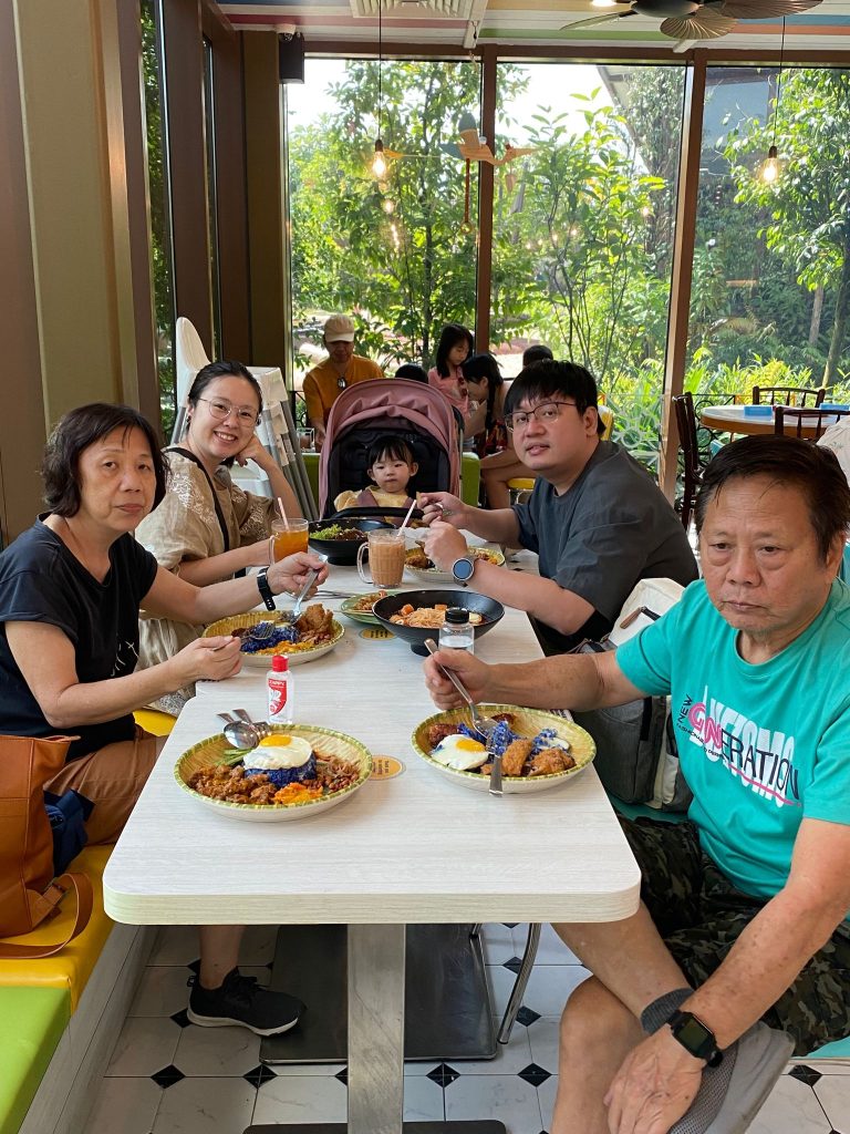 old chang kee coffee house bird paradise