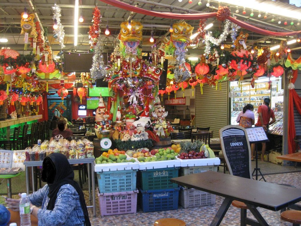Penang Attractions at Night: Batu Ferringhi Night Market