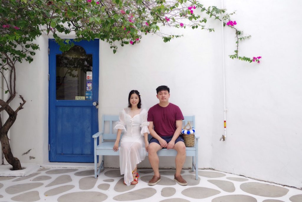 5-Day Bangkok Itinerary: River Cruises, Local Eats & Hidden Corners 23 Santorini Park bench