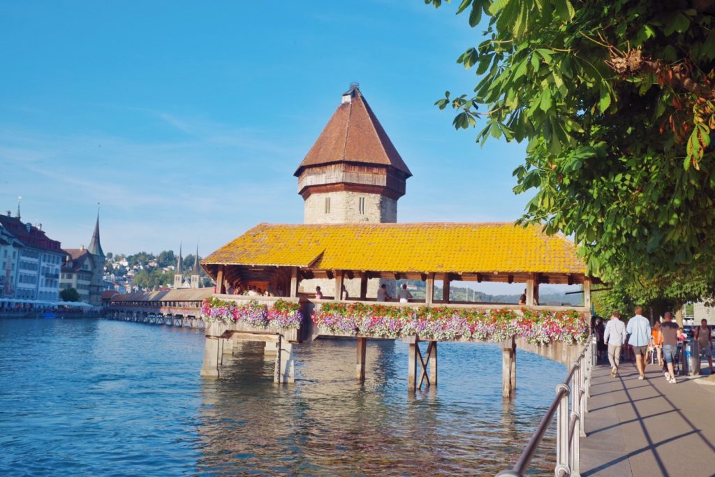 9 Day Switzerland Itinerary: From Lucerne to Zurich 5 Chapel Bridge (Kapellbrücke)