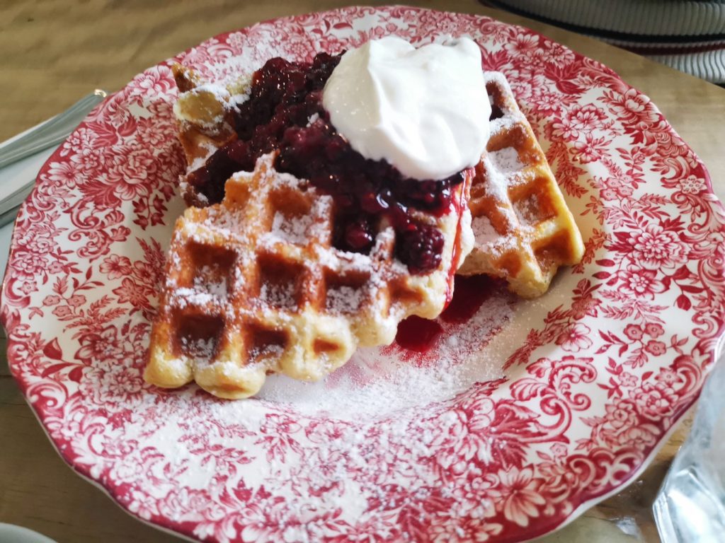 9 Day Switzerland Itinerary: From Lucerne to Zurich 28 Kafi Dihei waffles