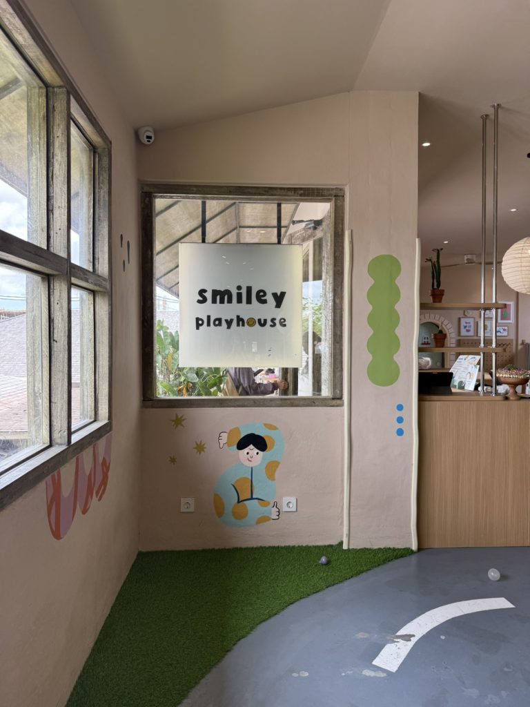 Ding Ding Hotpot Canggu Review: Scenic Rice Field Hotpot Dining & Family Fun 12 smiley playhouse above ding ding hotpot 1