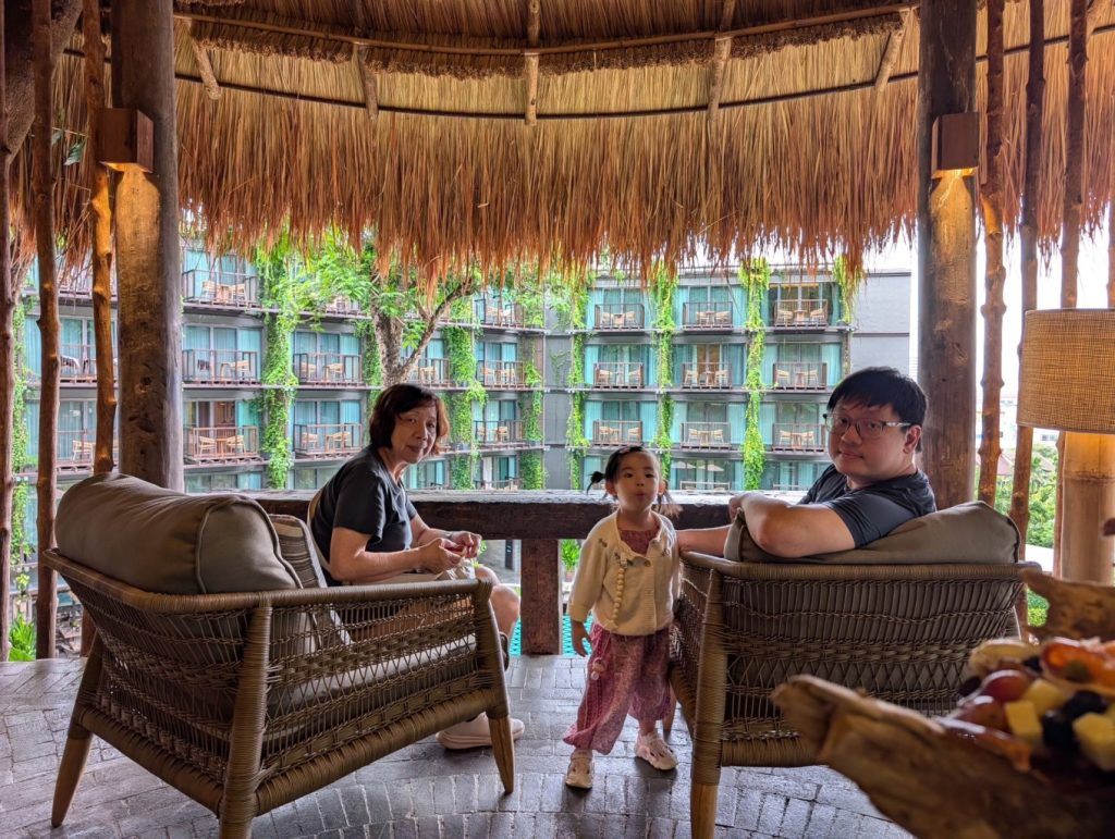 afternoon tea at Dinso Resort & Villas