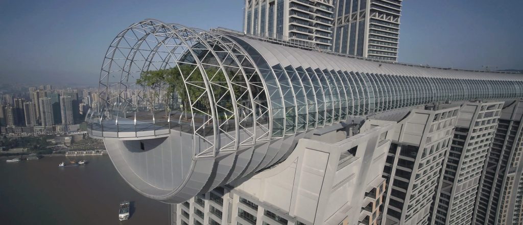 Raffles City Chongqing: Chongqing’s Most Iconic Riverside Landmark 8 Crystal Sky Bridge