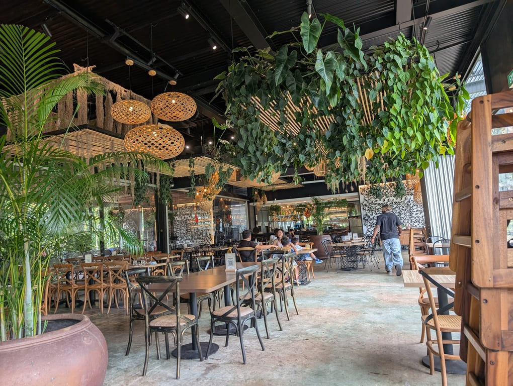 The Canopy HortPark Review: Family-Friendly Brunch 8 Spacious dining area at The Canopy HortPark Singapore