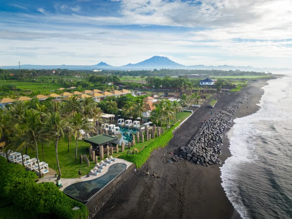 5 Best Halal Honeymoon Resorts in Bali: Villas & Muslim-Friendly Stays 9 Royal Purnama Gianyar Bali beachfront resort with private villas and peaceful setting ideal for halal honeymoon couples
