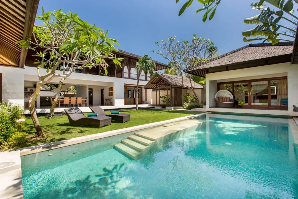 5 Best Halal Honeymoon Resorts in Bali: Villas & Muslim-Friendly Stays 10 Villa Air Bali private pool villa Seminyak halal-friendly honeymoon accommodation with secluded garden and luxury setting