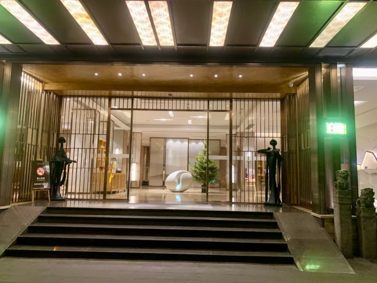Lijiang Boyin Hotel near Two Rivers and Four Lakes in Guilin, China