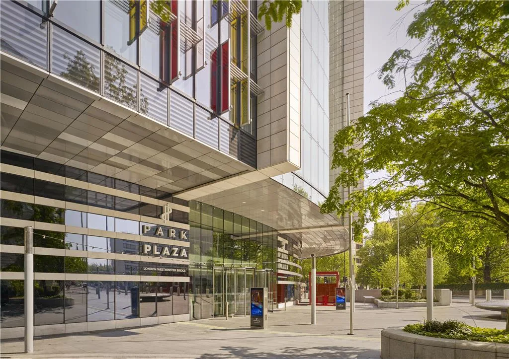 10 Best Muslim-Friendly Hotels (Halal) in London 11 Exterior entrance of Park Plaza Westminster Bridge London, a modern hotel located within walking distance of the London Eye and Big Ben