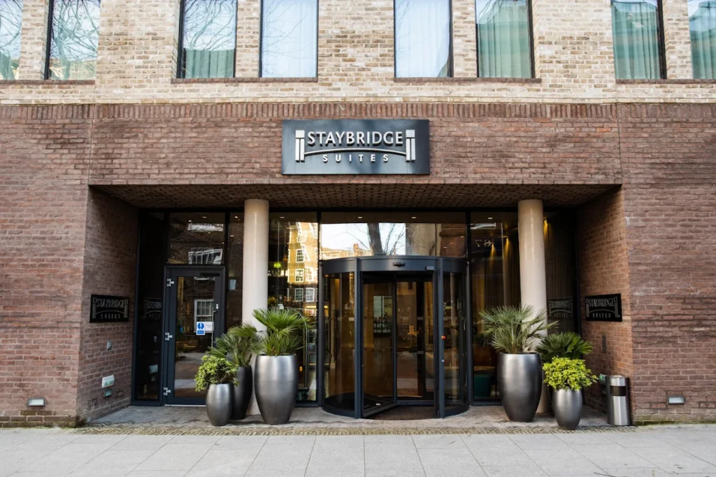 10 Best Muslim-Friendly Hotels (Halal) in London 14 Exterior entrance of Staybridge Suites London Vauxhall, an all-suite hotel offering apartment-style accommodation with kitchen facilities for extended stays.